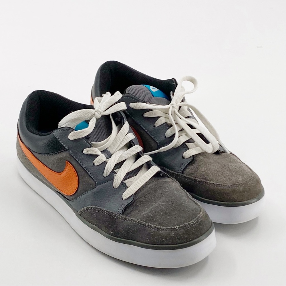 NIKE Avid Mens 10 Gray Sneaker Low Top Lace Up Shoes Skateboard